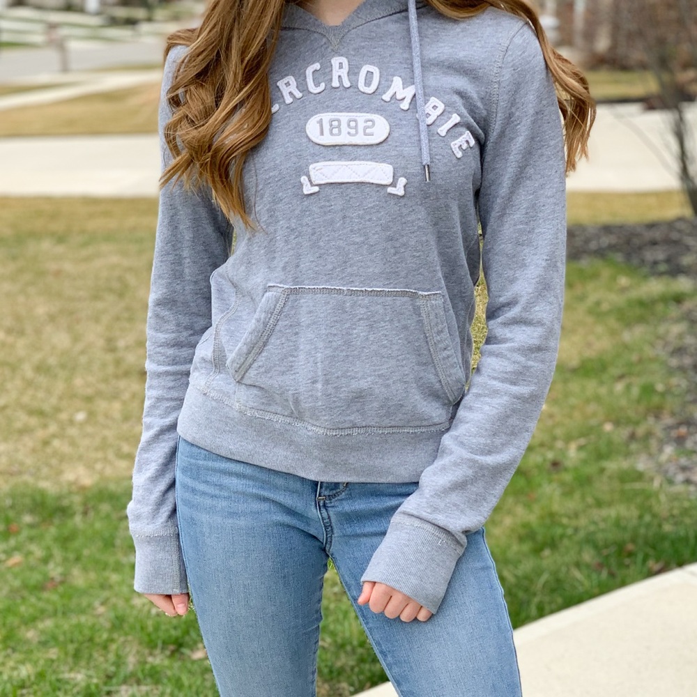 Abercrombie sweatshirt